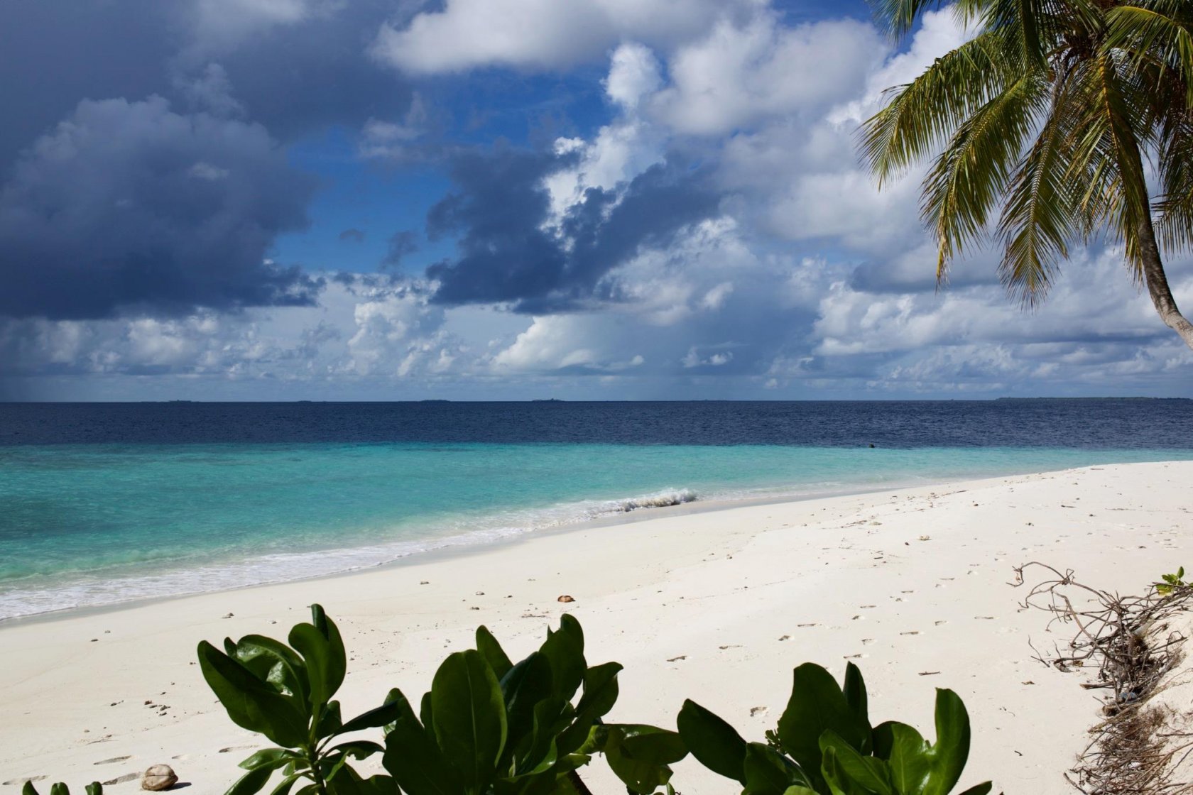 Пляжи острова Дигура, Мальдивы